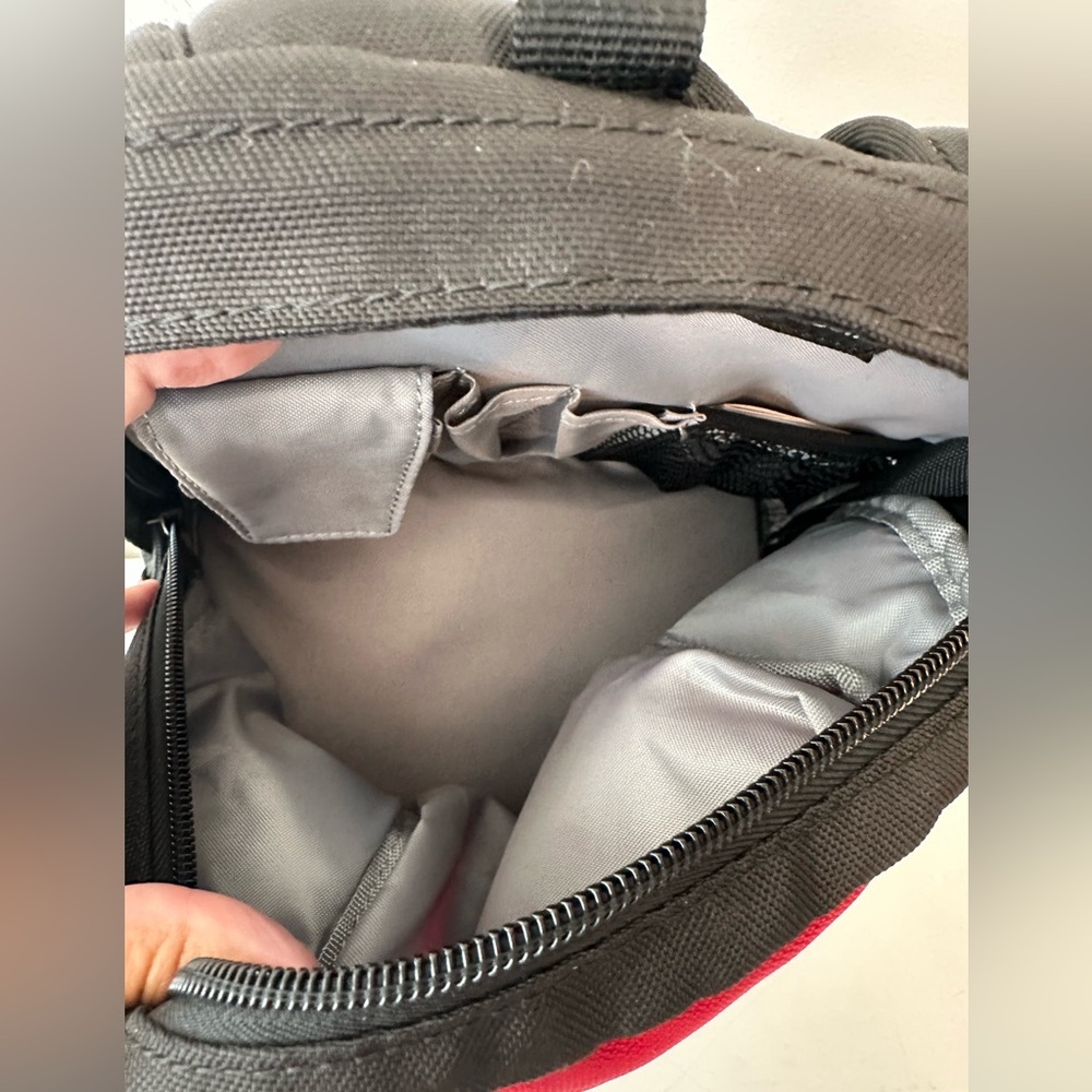 Lowepro Fastpack 100 Camera Backpack - image 5